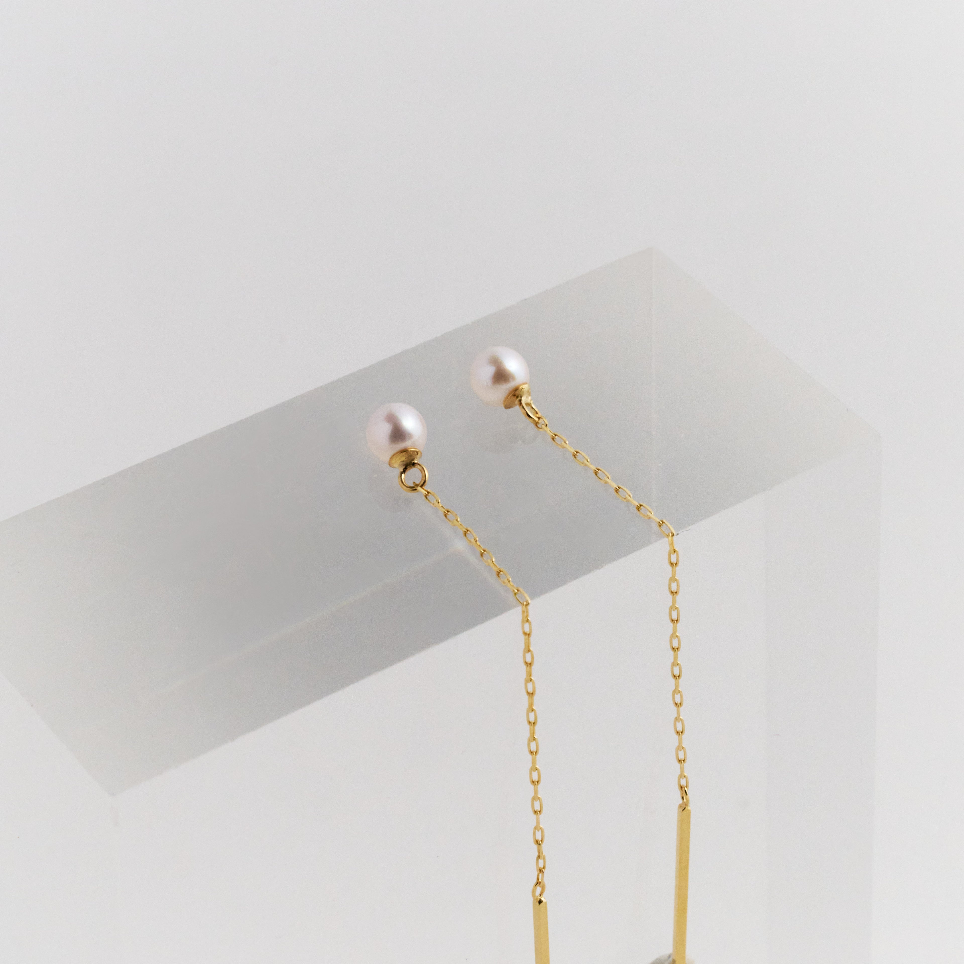 珍珠耳環（名稱暫放，待確認）